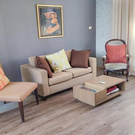 Abacus Villa Pattaya Esterno foto