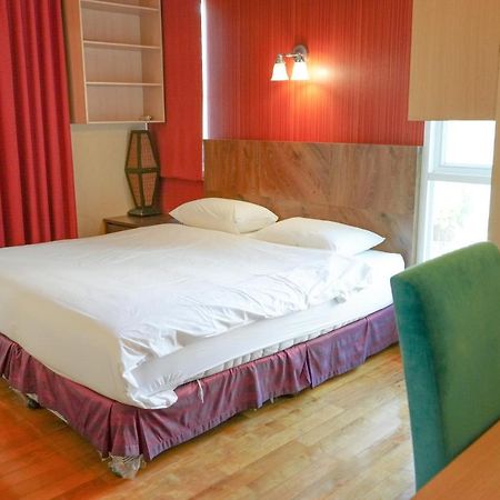 Abacus Villa Pattaya Esterno foto