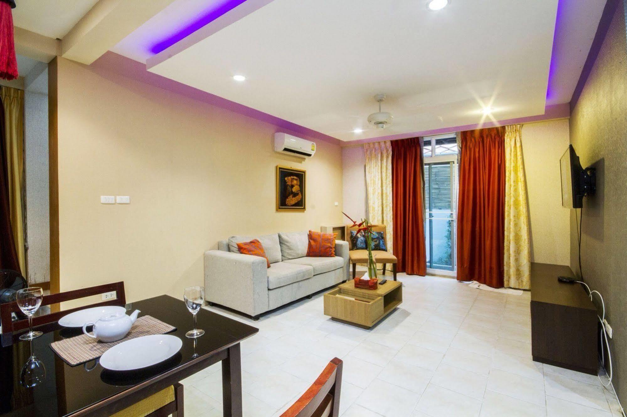 Abacus Villa Pattaya Esterno foto