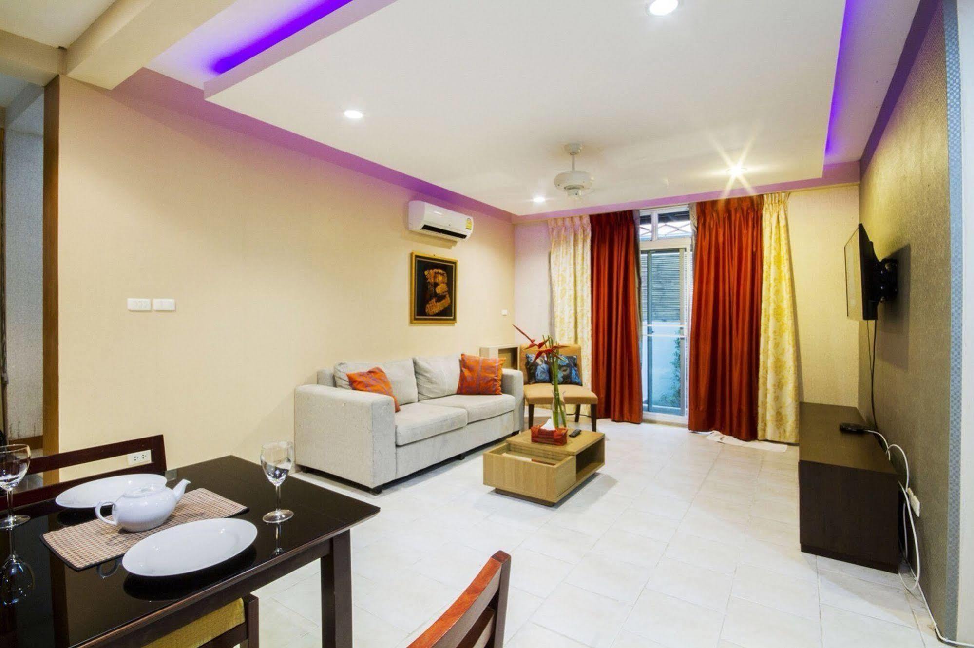 Abacus Villa Pattaya Esterno foto