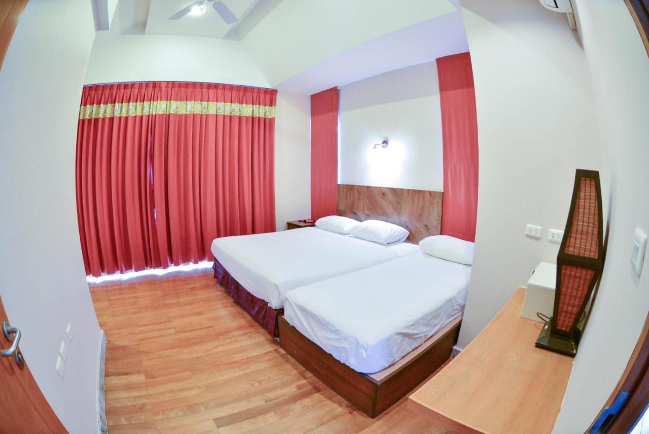Abacus Villa Pattaya Esterno foto