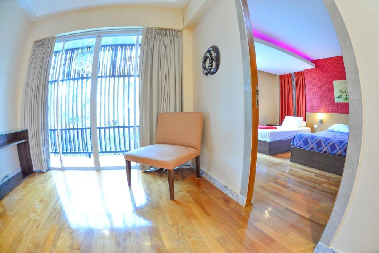 Abacus Villa Pattaya Esterno foto